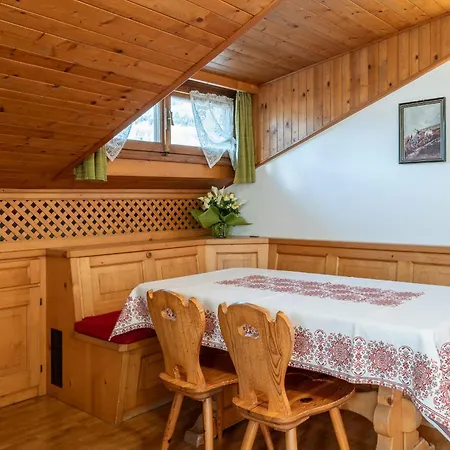 Attico Διαμέρισμα