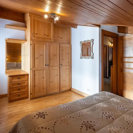 Attico Διαμέρισμα